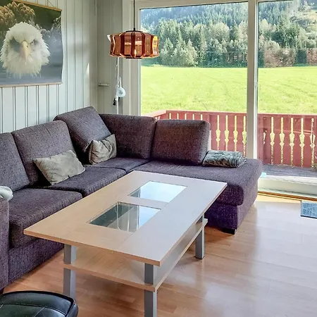 Stunning In With Kitchen * Rindal